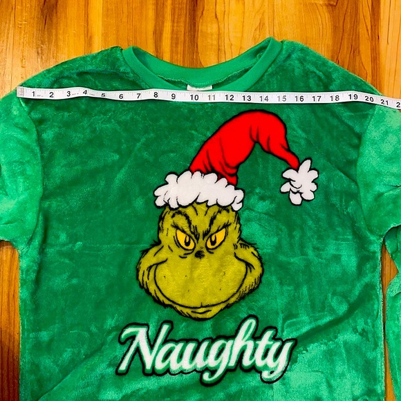 The Grinch long sleeve top size L - Picture 6 of 8